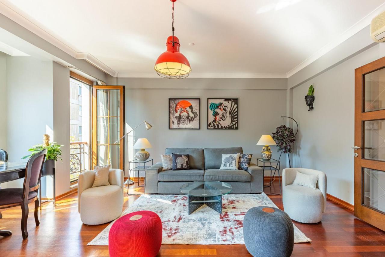 Outstanding Flat With Calming View Nisantasi Leilighet Istanbul Eksteriør bilde